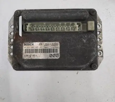 Fiat Bravo - Brava Engine control unit/module 00464670050 0261204405 26SA4578