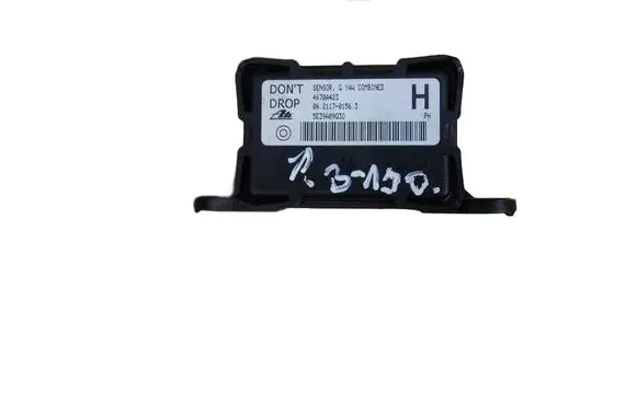 Mitsubishi Outlander ESP acceleration yaw rate sensor 4670A423