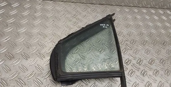 Toyota Yaris Front door vent window glass four-door 682160D040