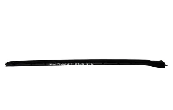 BMW 2 G42 Front door glass trim molding 8494698