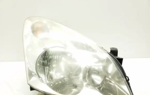 Toyota Corolla Verso AR10 Headlight/headlamp STANLEY0F03