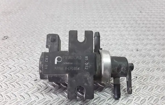 Volkswagen Golf III Turbo solenoid valve 1H0906627