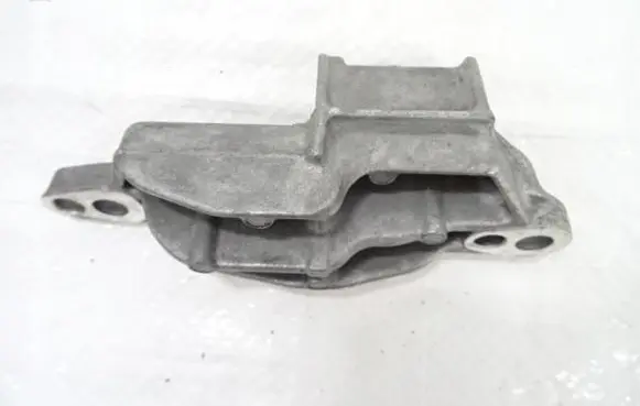 Other engine bay part