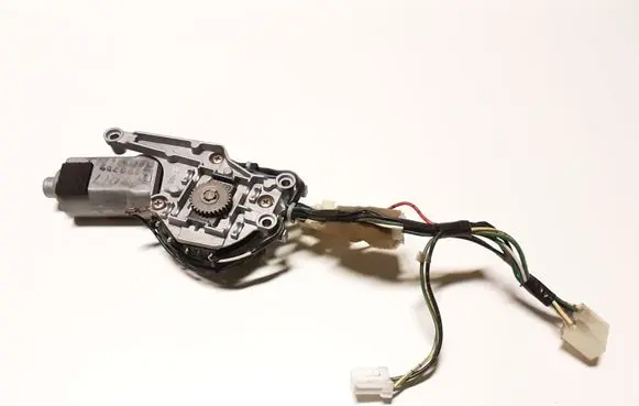 Mazda Tribute Sunroof motor/actuator 