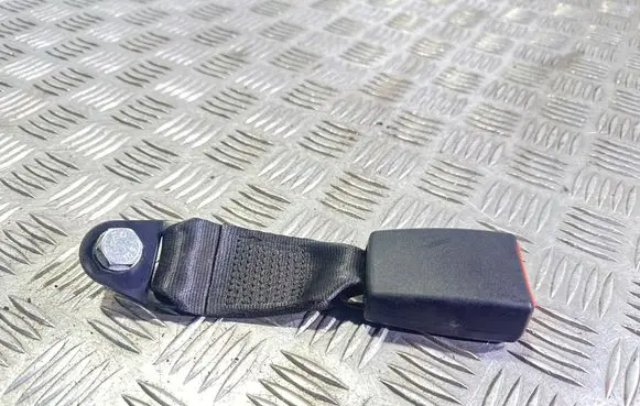 Ford Ka Rear seatbelt buckle 33033400