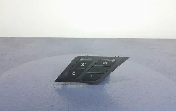 Other switches/knobs/shifts