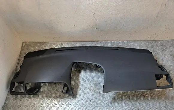 Toyota Avensis T270 Dashboard 5530205051C0 5598105010