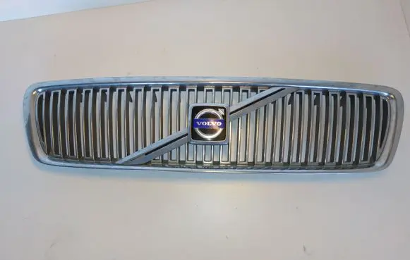 Volvo V70 Front grill