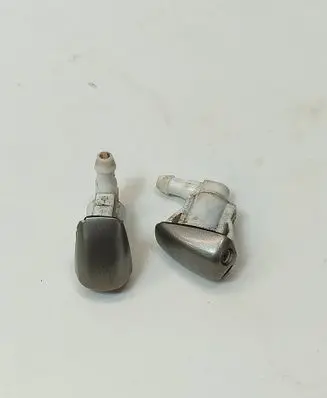 Honda Accord Windshield washer spray nozzle 