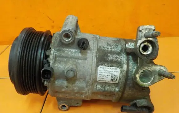 Ford Fiesta Air conditioning (A/C) compressor (pump) 