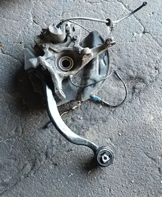 BMW X5 E53 Front wheel hub spindle knuckle 6761575C