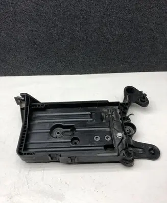 Battery tray