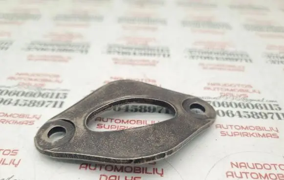 Audi A4 S4 B7 8E 8H Fuel Injector clamp holder