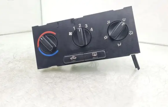 Opel Zafira A Climate control unit 15092003 B5691 029864