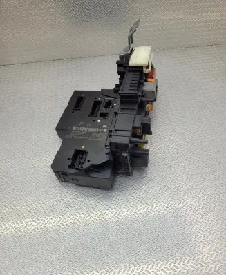 Mercedes-Benz E C207 W207 SAM control unit 2129060005