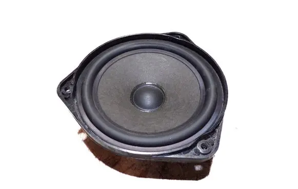 Audi A8 S8 D2 4D Front door speaker 4D0035411
