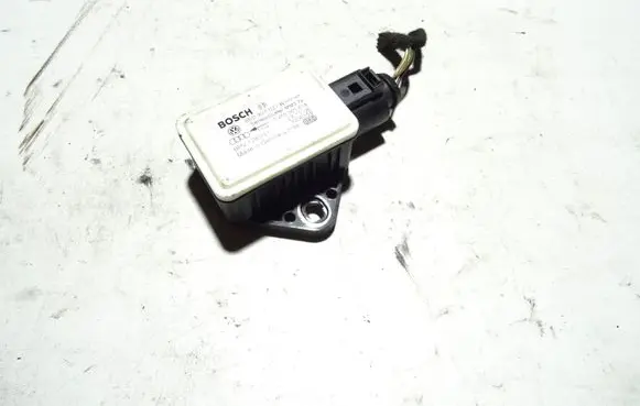 Audi A4 S4 B7 8E 8H ESP acceleration yaw rate sensor 8E0907637B
