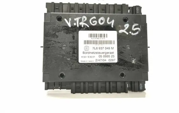 Volkswagen Touareg I Comfort/convenience module 7L6937049M 05066525