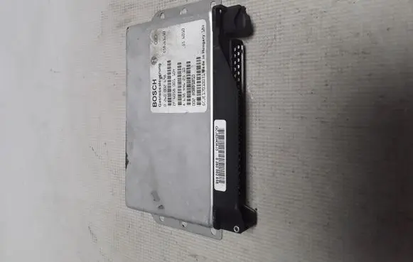 Mercedes-Benz Vito Viano W638 Engine control unit/module 0260002698 ZF6058001104 A6384462510