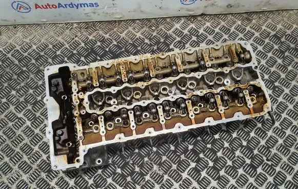 BMW 5 E60 E61 Engine head 7566807 11127566807 73554185