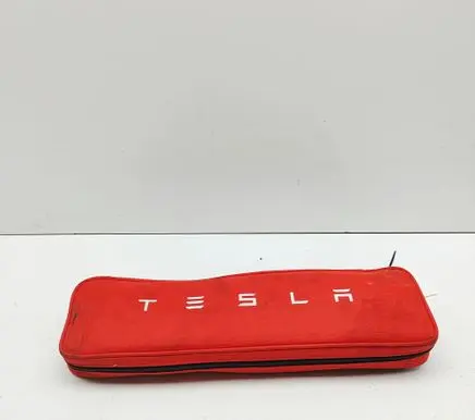 Tesla Model X First aid kit 147507600B