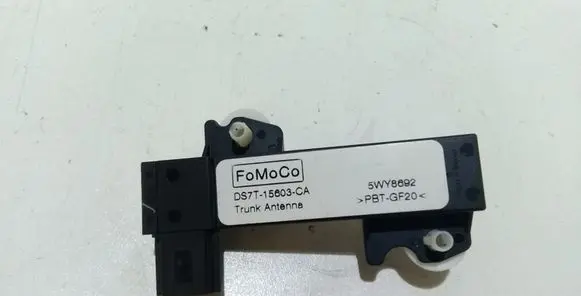 Ford Mustang VI Aerial antenna amplifier DS7T15603CA