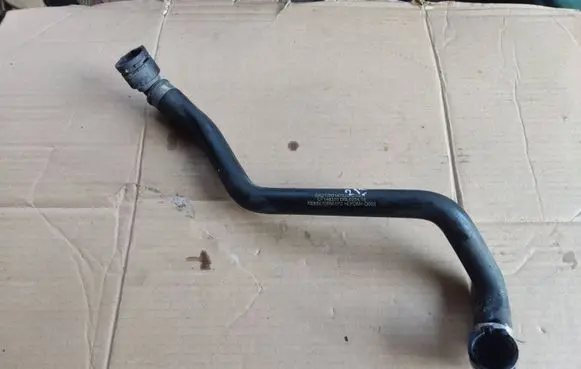 Mercedes-Benz E W213 Engine coolant pipe/hose A2135014782 KEK667065A1P2 CT148330