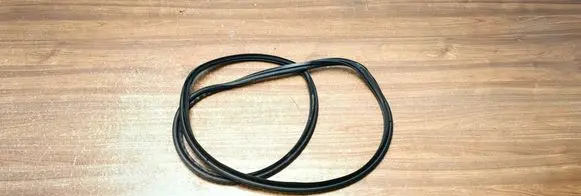 BMW 5 E60 E61 Seal rubber (tailgate) 