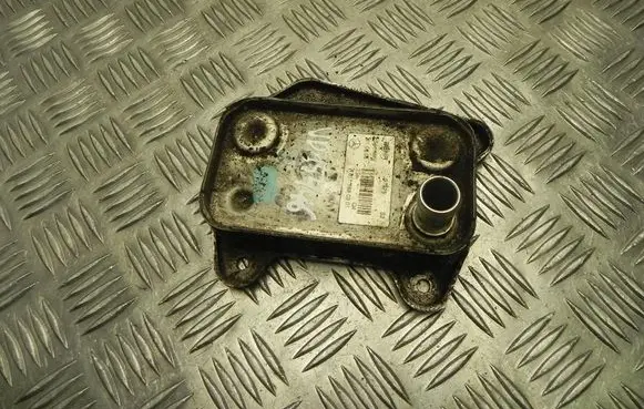 Engine oil radiator