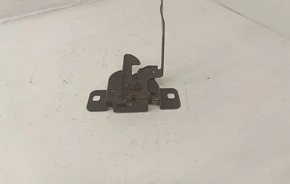 Engine bonnet/hood lock/catch