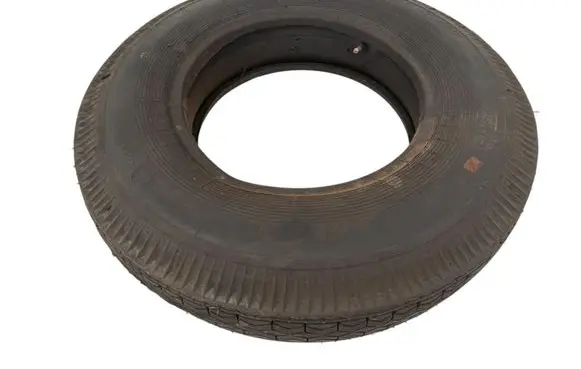 GAZ 21 R15 summer tire 67015R15 I194 TU3810432380