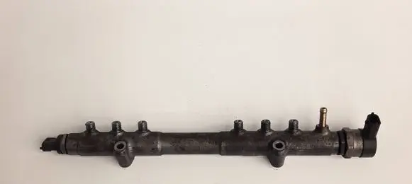 Volvo C30 Fuel main line pipe 0445215023 30777554