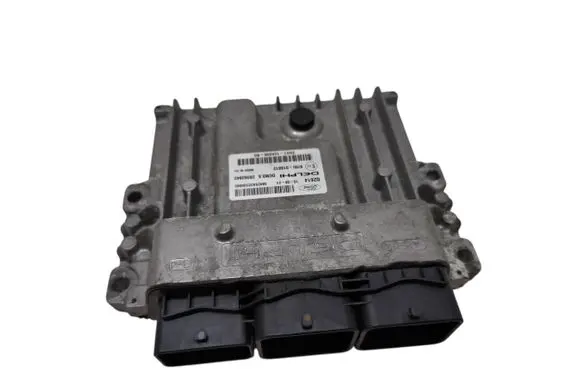 Ford Kuga II Engine control unit/module DV4112A650BG 28393842 3842SA32330890