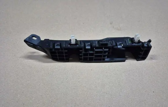 KIA Ceed Front bumper mounting bracket 86514J7000CEED3