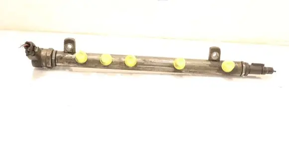 Mercedes-Benz B W245 Fuel main line pipe