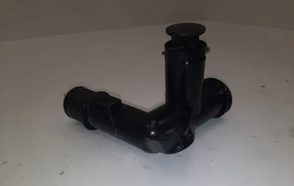 Citroen C4 II Picasso Engine coolant pipe/hose 9684589080