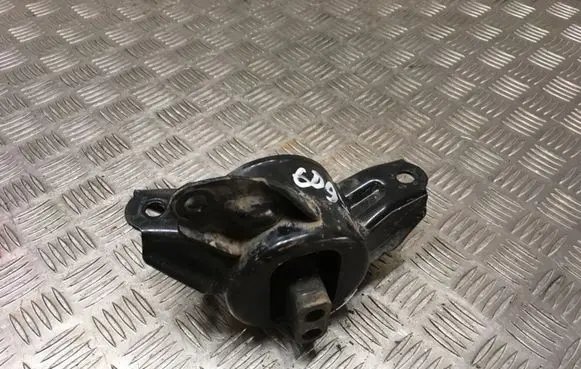 Hyundai i40 Engine mount bracket 140527350009