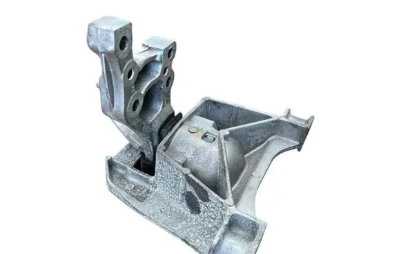 Peugeot 3008 II Engine mount bracket a1s19003