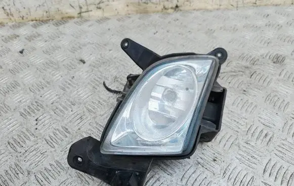 Hyundai i30 Front fog light 922022L000 1011306