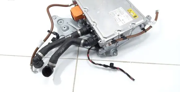 Mercedes-Benz EQC Other engine bay part A0005844147