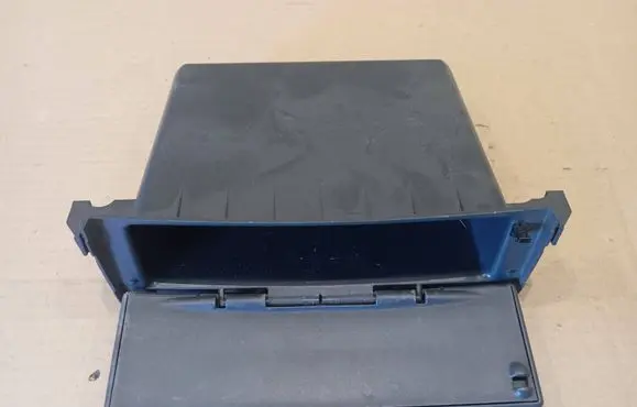 Mitsubishi Colt Dashboard storage box/compartment MN108092 313377