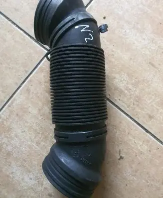 Audi A3 S3 A3 Sportback 8P Air intake hose/pipe 1k0129684l 010003