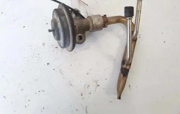 Ford Mondeo MK II EGR valve xs6e9d475da
