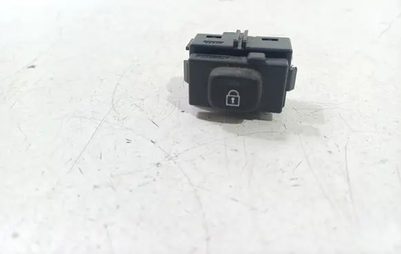 Volvo S60 Central locking switch button 31343107
