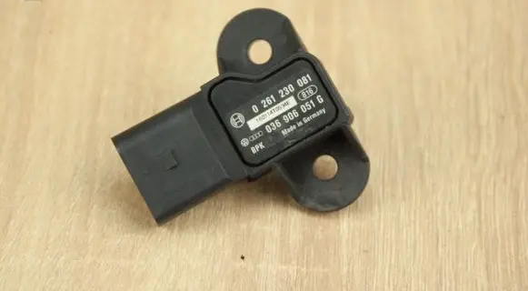 Audi A4 S4 B8 8K Air pressure sensor 036906051G
