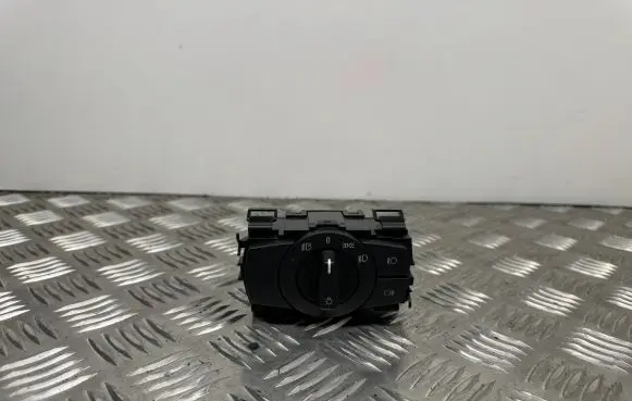 BMW 1 E81 E87 Light switch 6932796