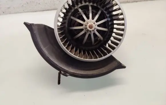 Porsche Cayenne (9PA) Heater fan/blower 7L0820021L