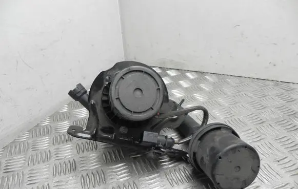 Lamborghini LP 580-2 Secondary air pump 4S0906601A