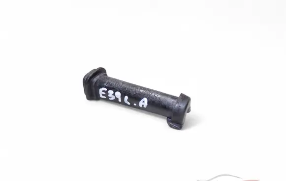 BMW 5 E39 Rear door exterior handle/bracket 7002880 51227002880