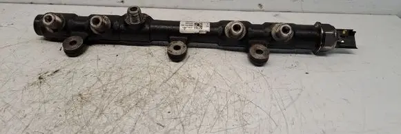 Renault Master III Fuel injector supply line/pipe 